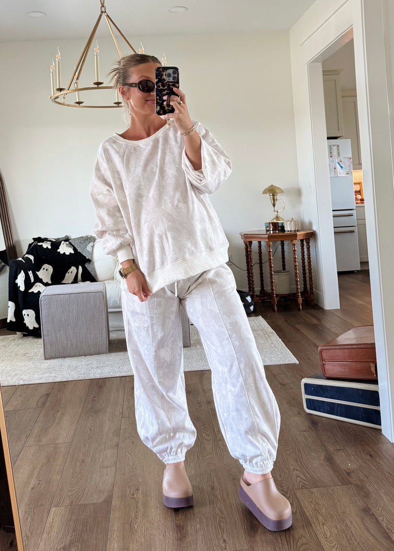 Neutral Autumn Sweatshirt