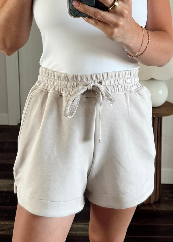 Cloud Tulip Shorts- Mocha Cream