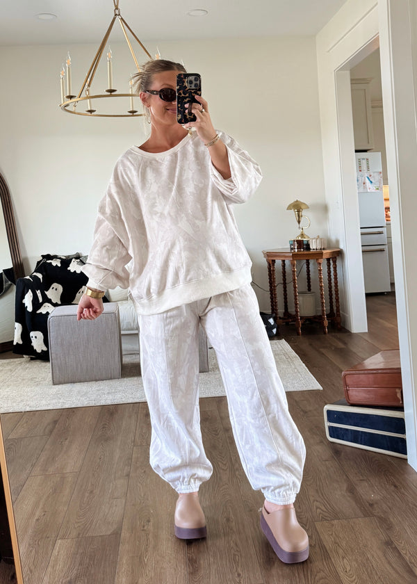 Neutral Autumn Sweatshirt