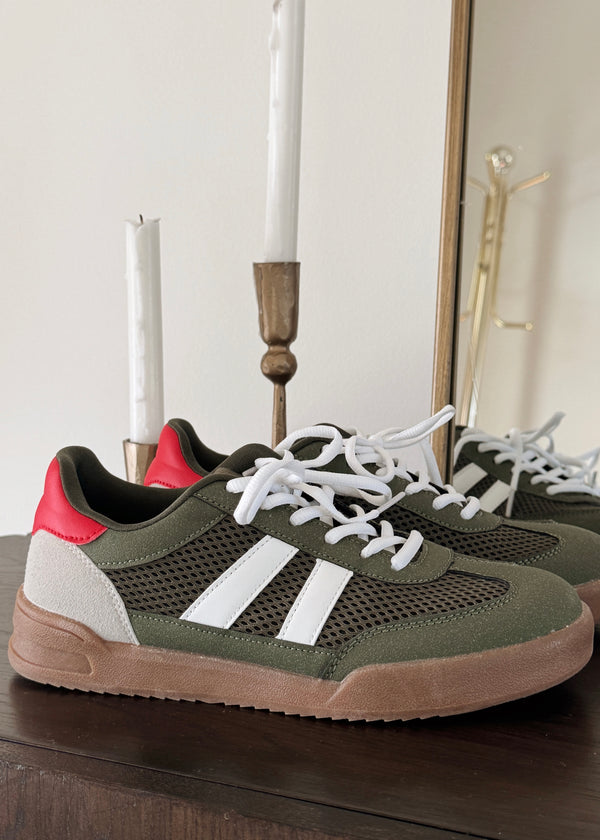 Sav Sneakers