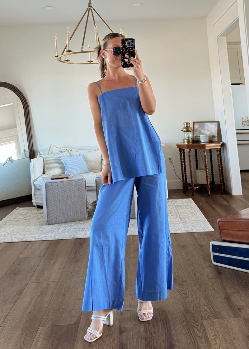 The Cool Girl Set
