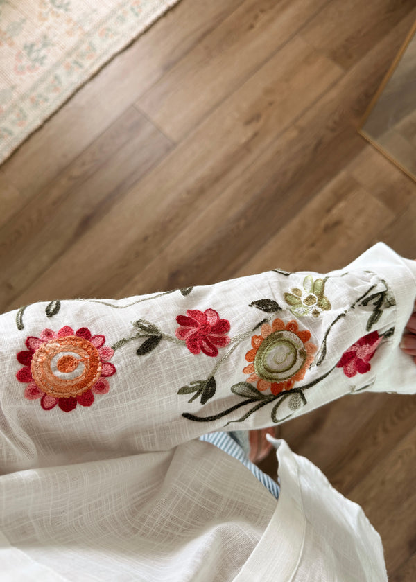 Ellys Embroidered Sleeve Blouse