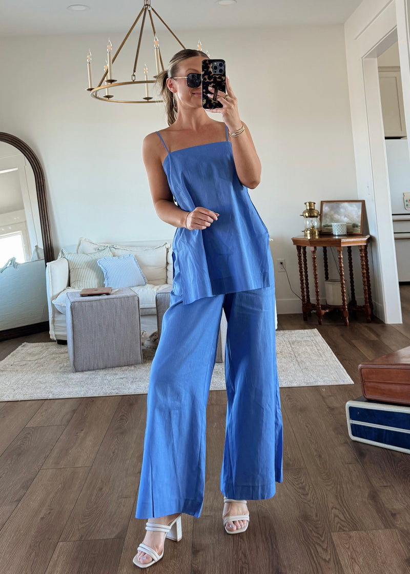 The Cool Girl Set