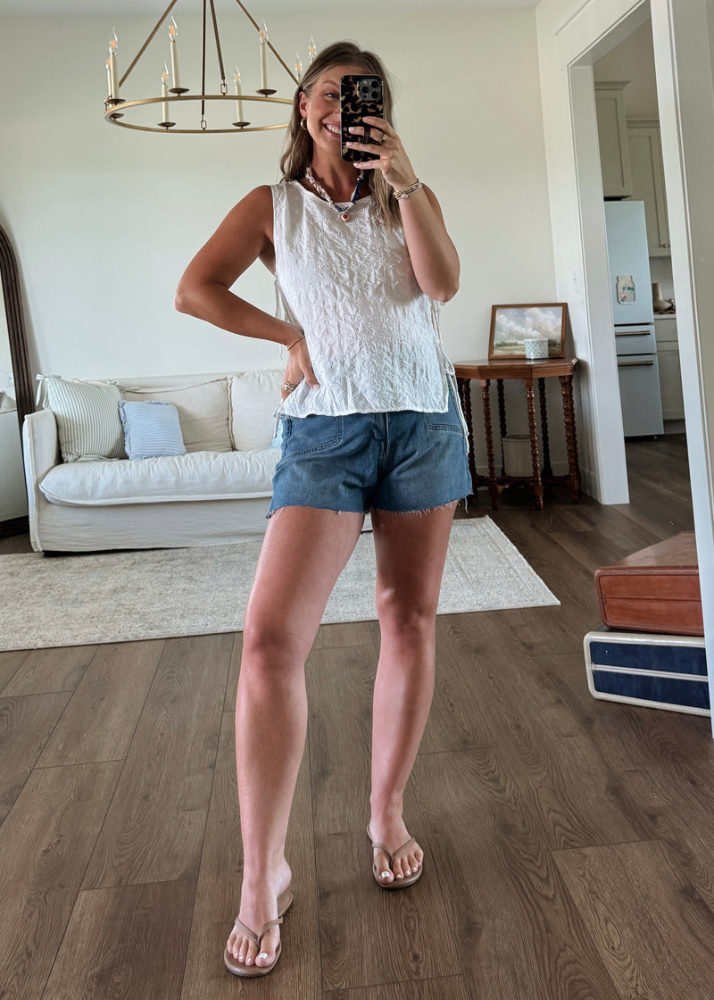 Season Classic Eyelet Tank
