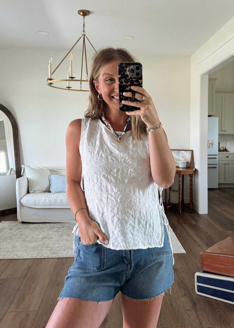 Season Classic Eyelet Tank