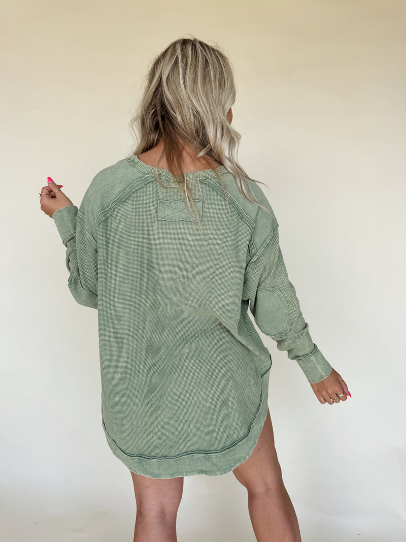 The Classic Pullover-Olive